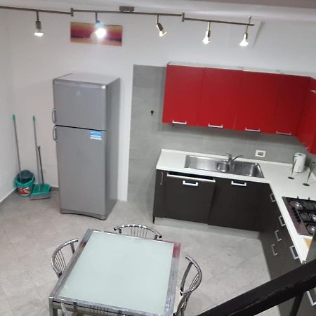 Casa N 2 Con Parcheggio Privato E Colonnina Ricarica Leilighet Livorno Eksteriør bilde