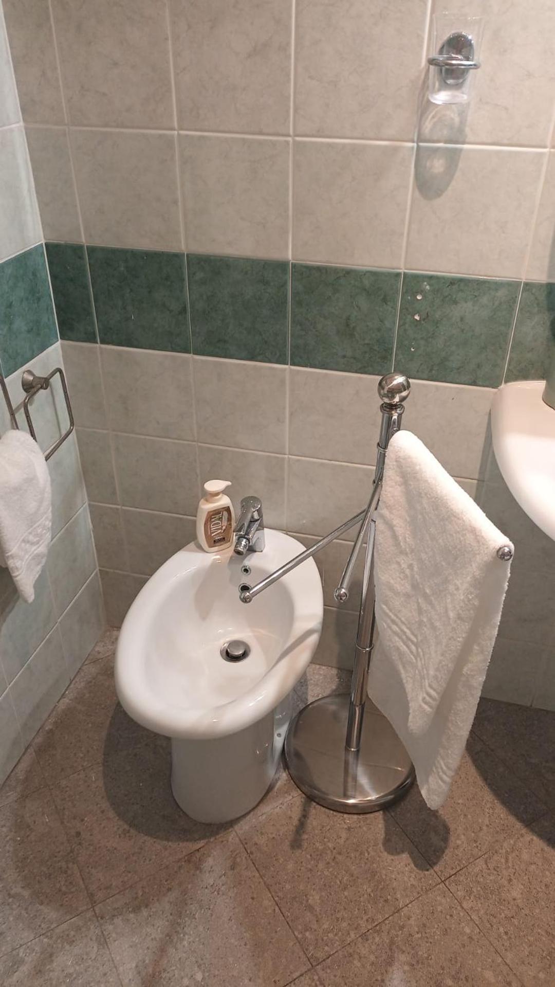 Casa N 2 Con Parcheggio Privato E Colonnina Ricarica Leilighet Livorno Eksteriør bilde