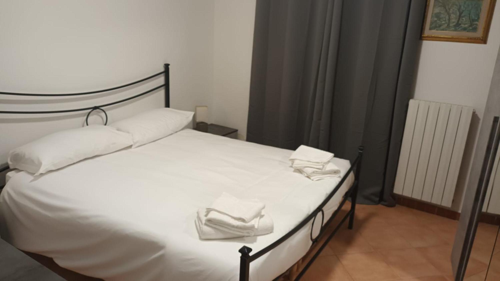 Casa N 2 Con Parcheggio Privato E Colonnina Ricarica Leilighet Livorno Eksteriør bilde